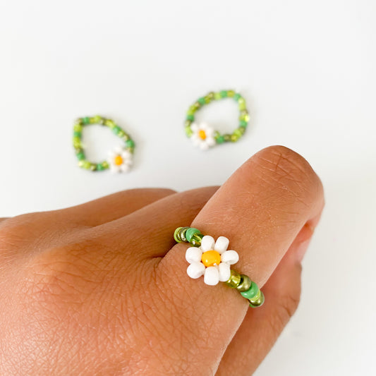 Green Daisy Ring