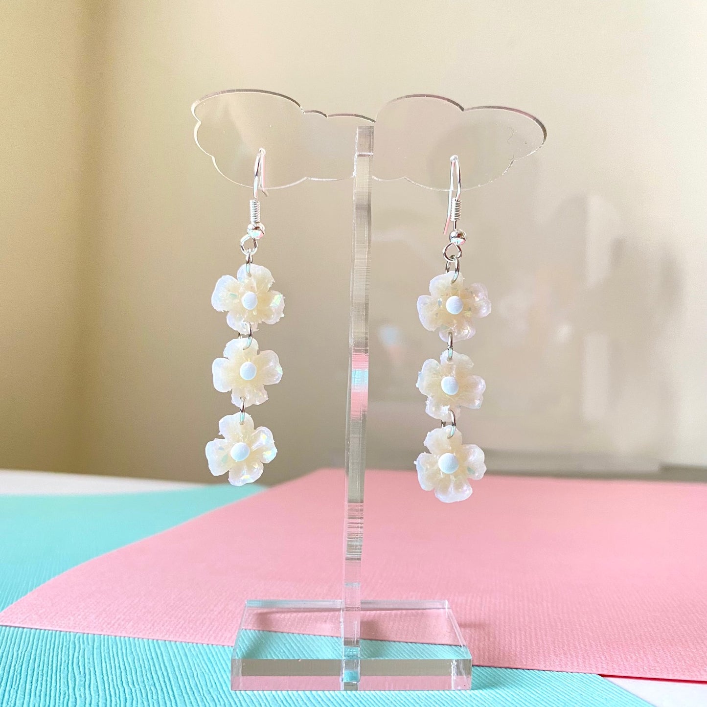 Dangle Daisies Earrings