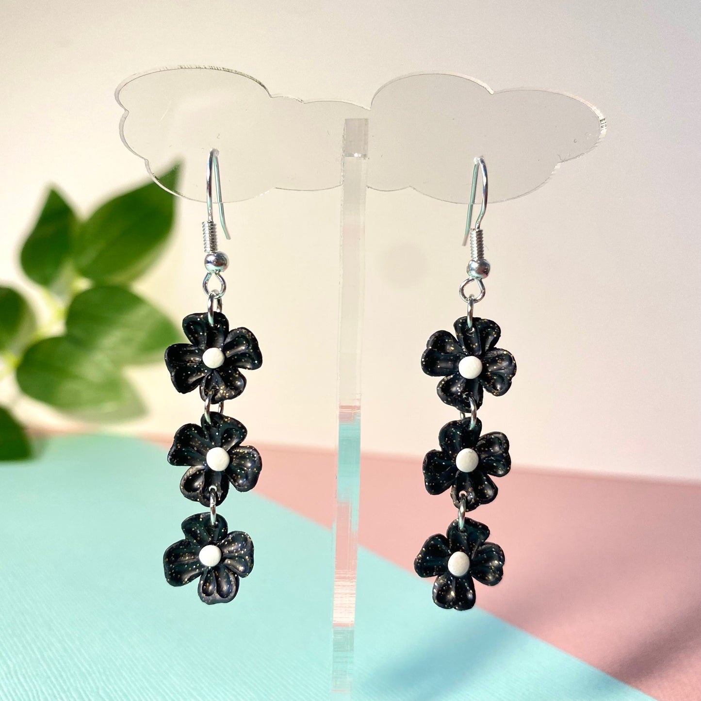 Dangle Daisies Earrings