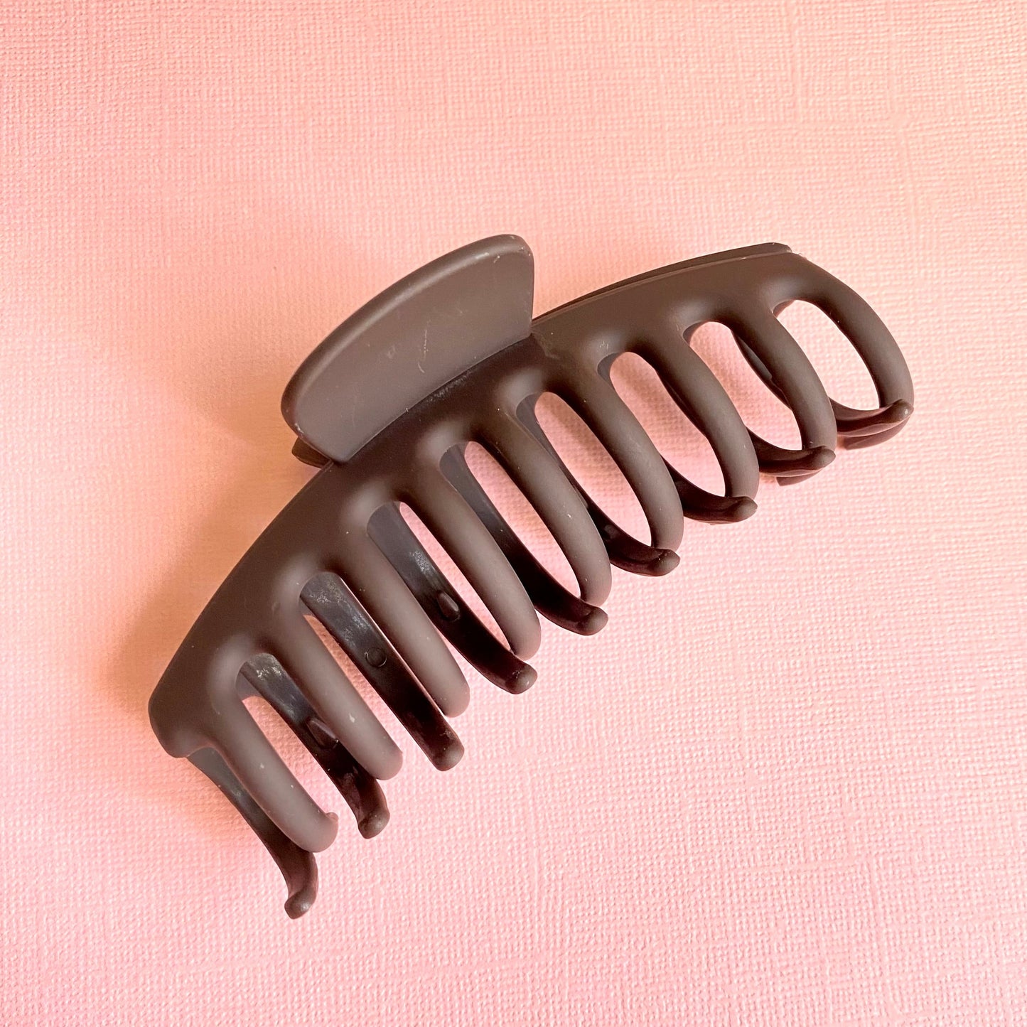 Bold Claw Clips