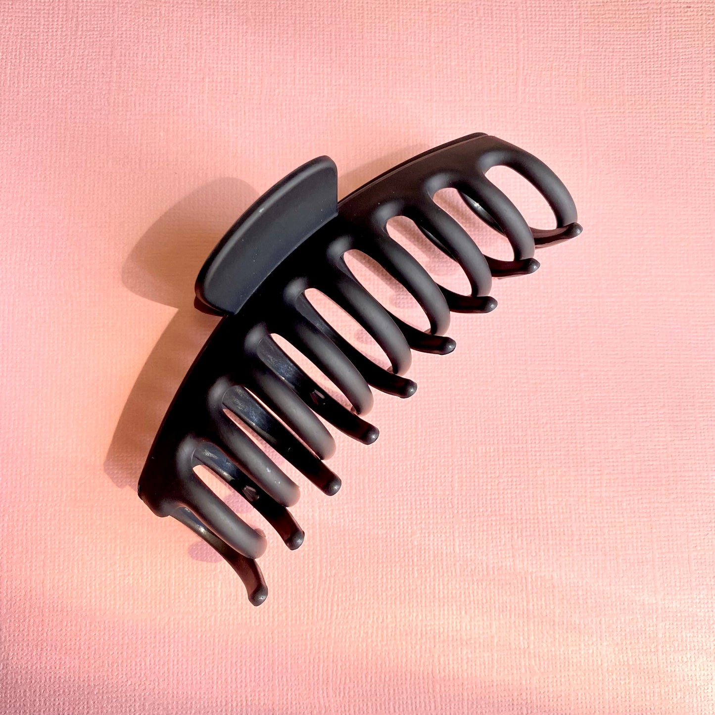 Bold Claw Clips