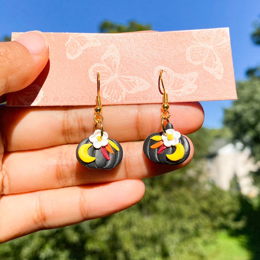Dainty Dangle Pumpkin Earrings